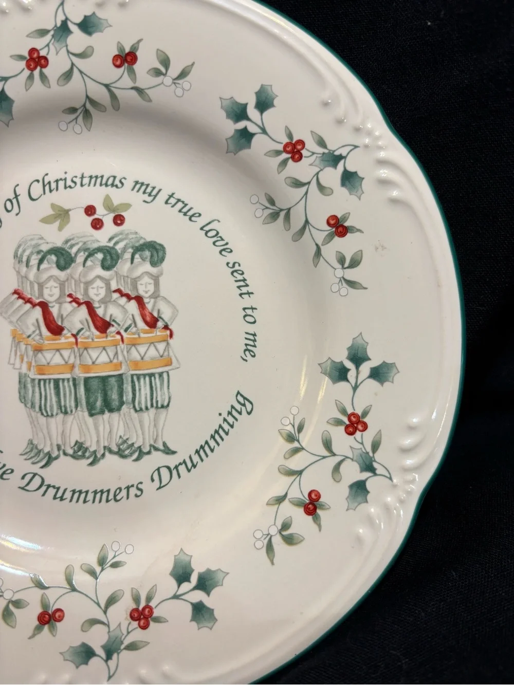 Pfaltzgraff Twelve Drummers Drumming 8” Plate 12 Days of Christmas series